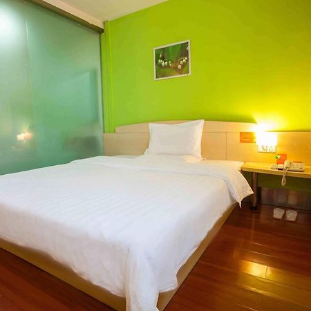 7Days Inn Beijing Xuanwumen Niujie Street Экстерьер фото